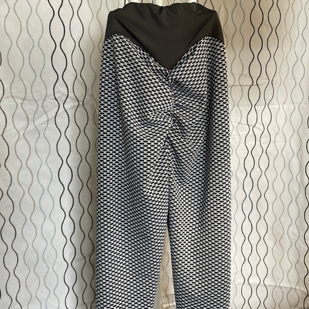 Bundle of Viral Scrunch-Butt Leggings